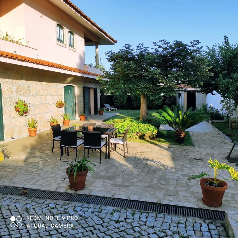 Casa Alem Rio - Quartos Para 6 Hospedes Em Santo Tirso Bagian luar foto