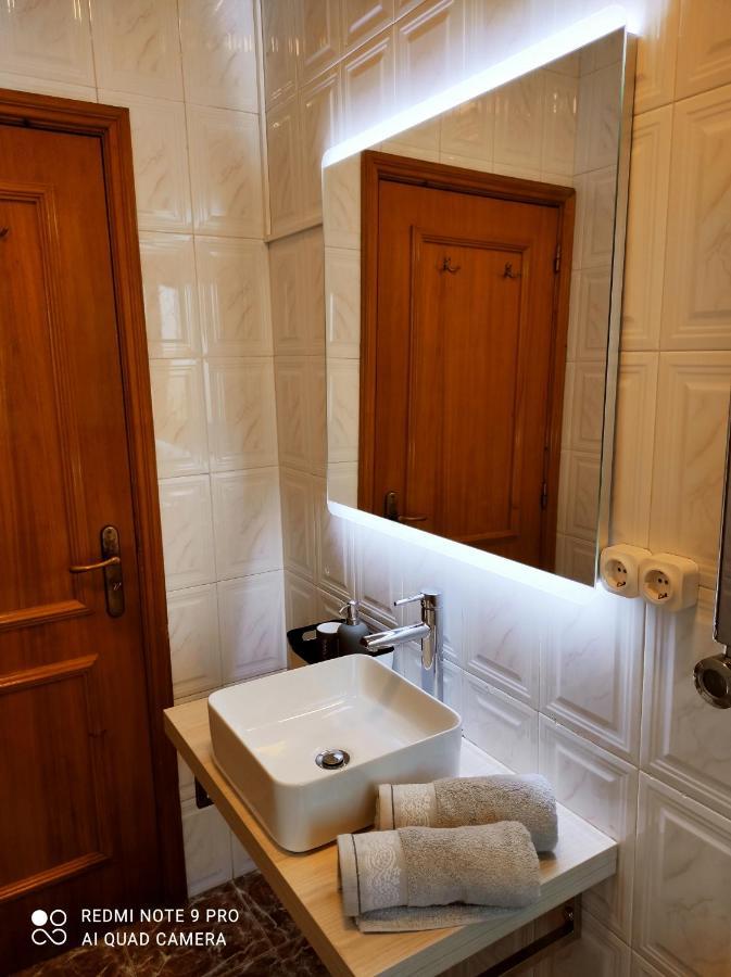 Casa Alem Rio - Quartos Para 6 Hospedes Em Santo Tirso Bagian luar foto