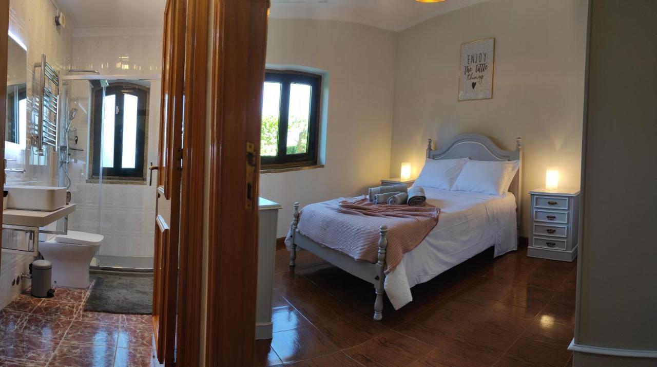 Casa Alem Rio - Quartos Para 6 Hospedes Em Santo Tirso Bagian luar foto