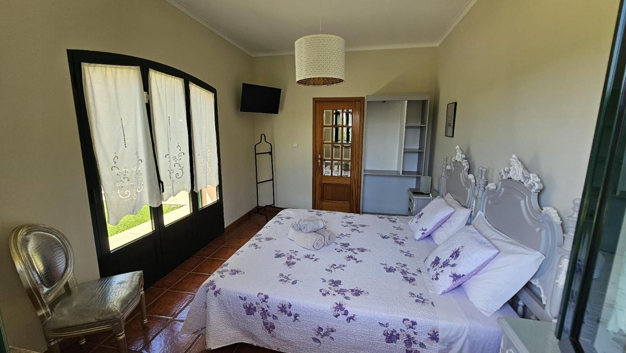 Casa Alem Rio - Quartos Para 6 Hospedes Em Santo Tirso Bagian luar foto
